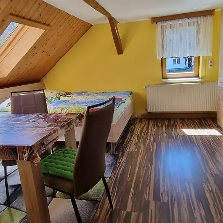 Ferienwohnung Am Fusse Des Schwartenberges Neuhausen  Exterior foto